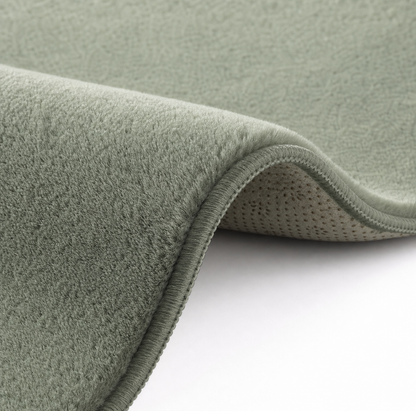 VIKAMA Soft Minimalist Rug